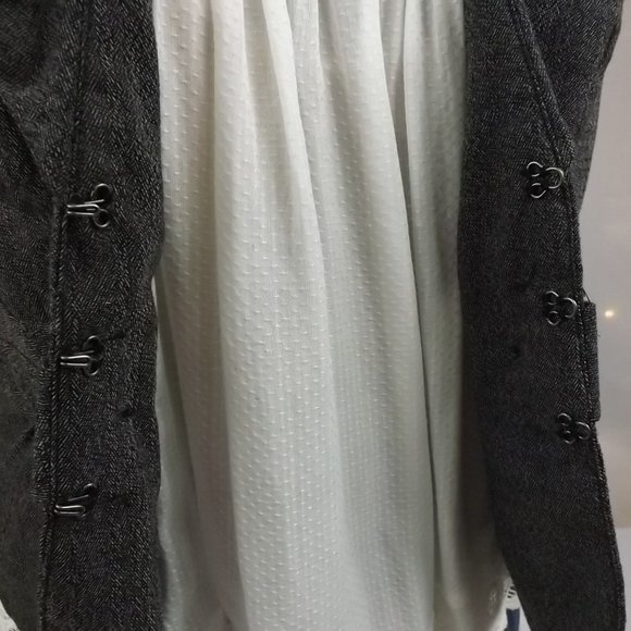 IZ Byer Black and White Tweed Fitted Blazer, Size M - Picture 5 of 13